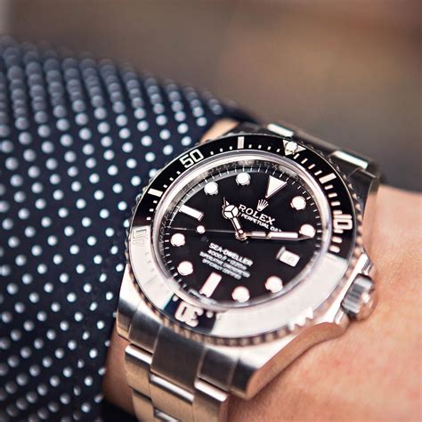 rolex sea dweller 4000 msrp|rolex sea dweller 4000 investment.